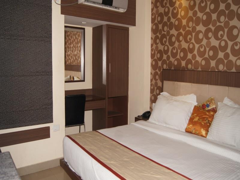 Hotel Siroy Classic Guwahati Exterior foto